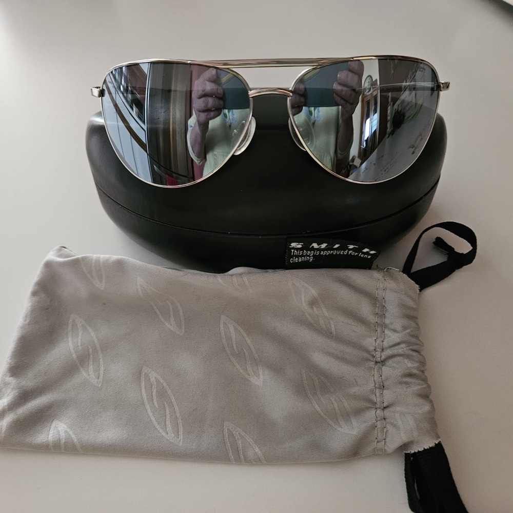 Silver Aviator Sunglasses with Case